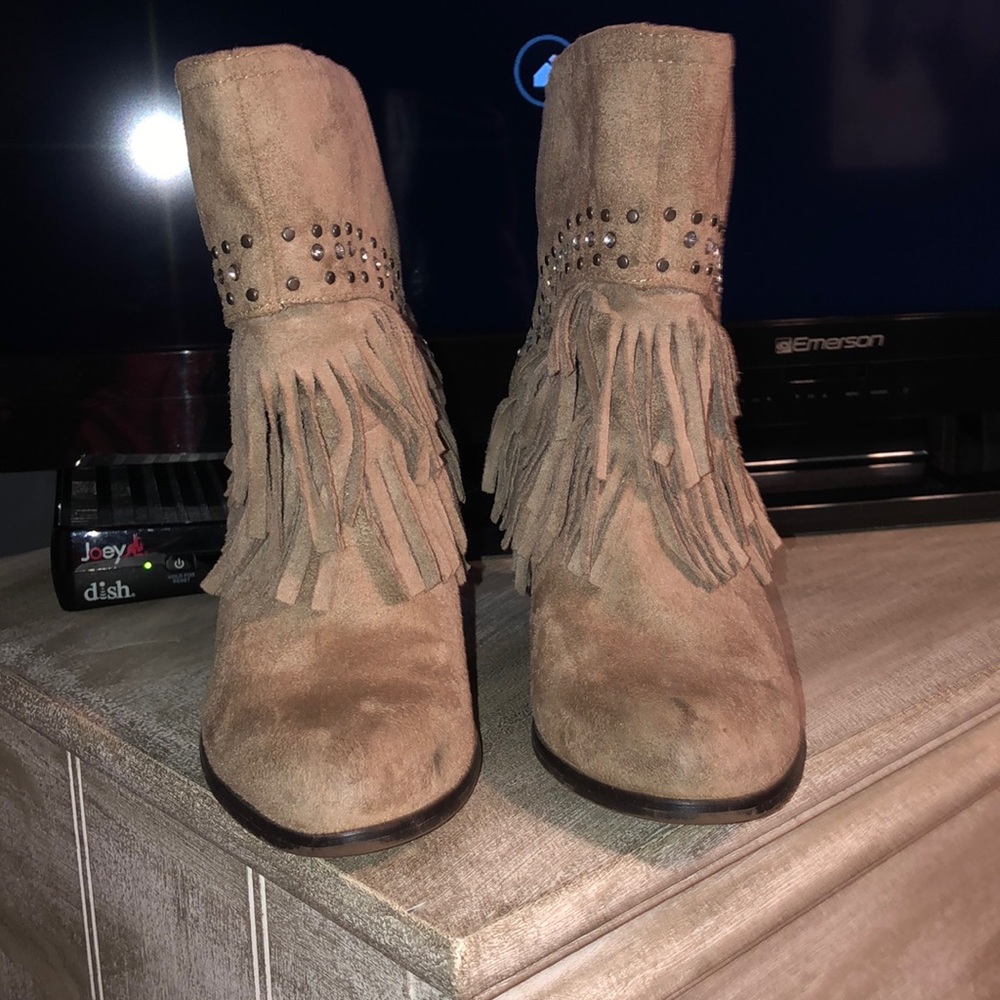 Booties - Picture 3 of 3